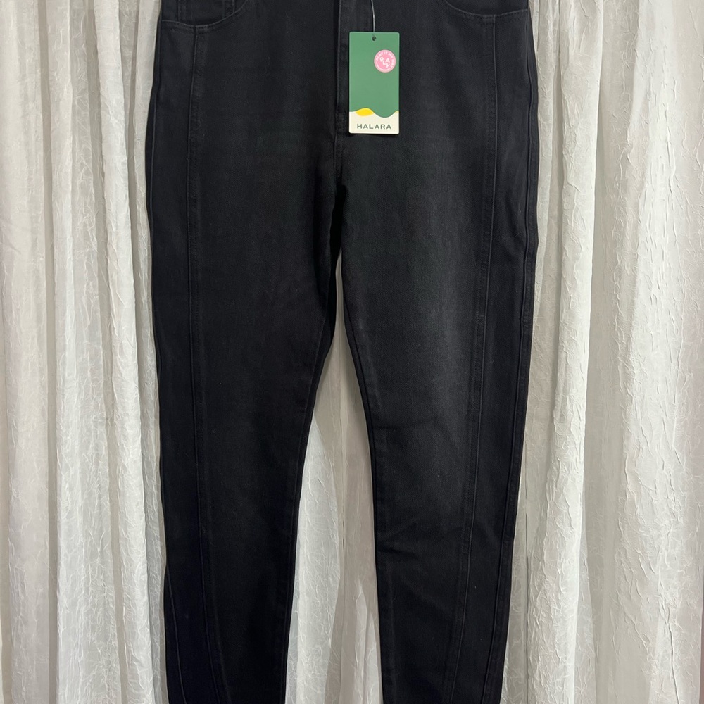 Halara Women's Dark Charcoal/ Black Jeggings